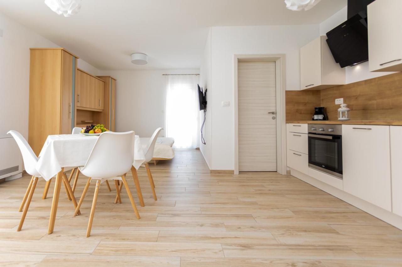 Apartments Jelena Vantacici Eksteriør bilde